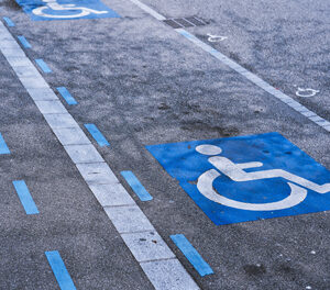 Acessibilidade: vagas de garagem para PCD e idosos