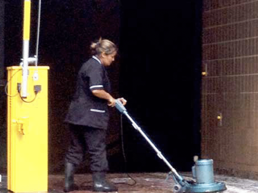 Terceirização facilita gestão do condomínio