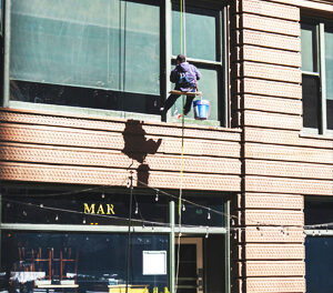 Trabalho em altura requer mão de obra especializada