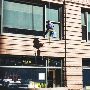 Trabalho em altura requer mão de obra especializada