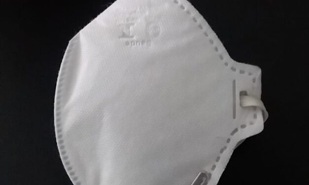 Condomínio pode multar quem circular sem máscara?