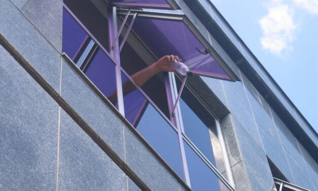 Quem é responsável pelo que cai das janelas dos condomínios?