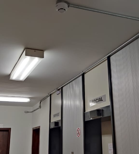 Sprinklers são aliados no combate a incêndios