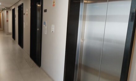 Elevadores: uso responsável e manutenções periódicas