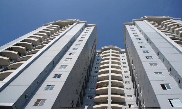 Expansão de condomínios eleva risco de conflitos