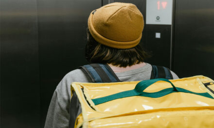 Elevador Social e de Serviço: A Distinção Ainda Faz Sentido?